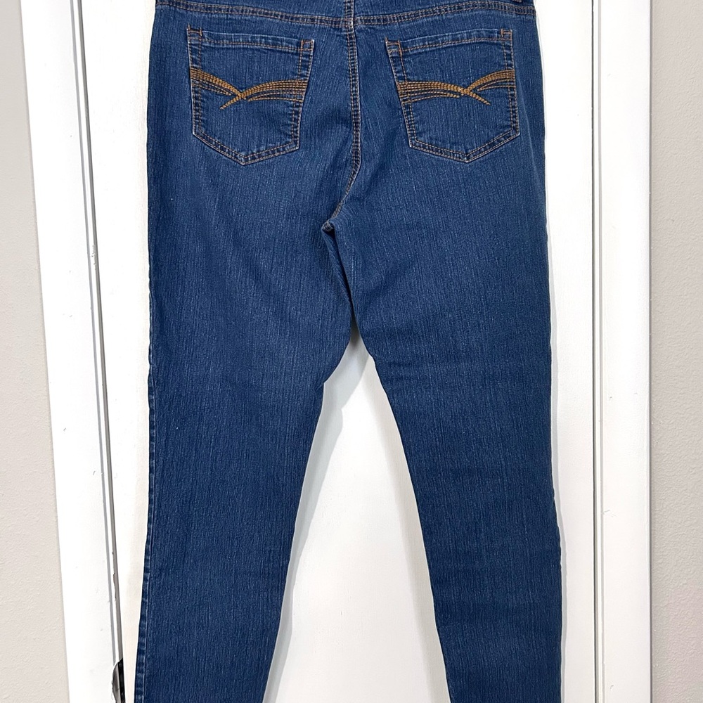 Blue Skinny Jeans with Sleek Fit - Picture 4 of 4
